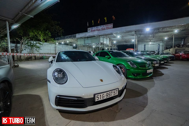 Cuong Do la lai Porsche 911 Carrera S hoi tu dan choi sieu xe tai Binh Phuoc-Hinh-8