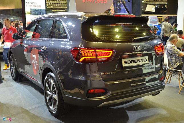 Soi Kia Sorento 2020 ban facelift gia 2,3 ty dong tai Singapore Motorshow 2020-Hinh-2