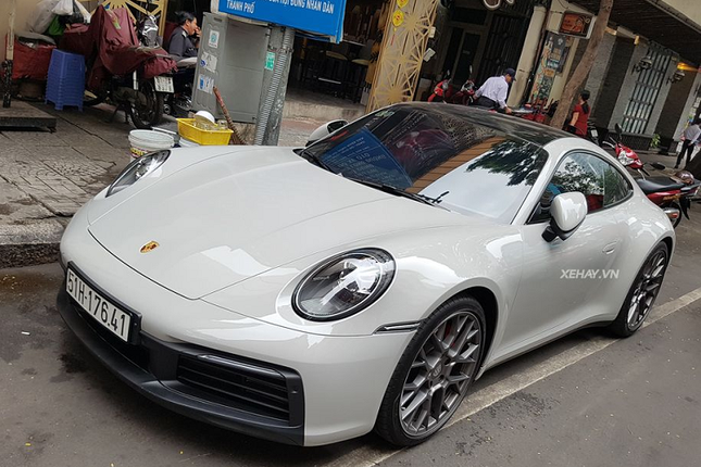 Soi Porsche 911 Carrera S chinh hang hon 7,6 ty