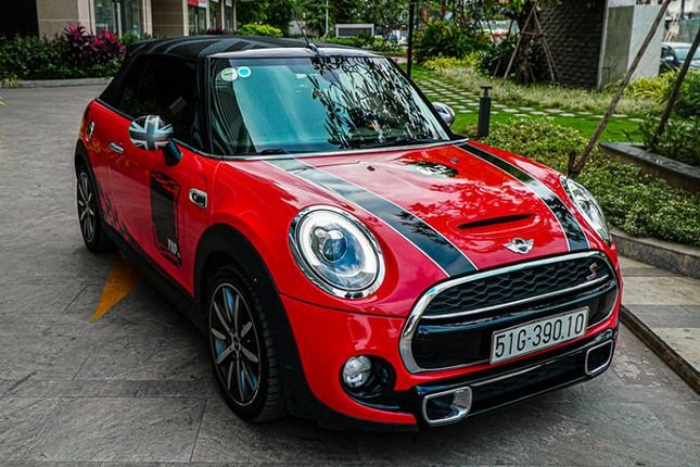 Can canh Mini Cooper S mui tran hon 1,7 ty o Sai Gon-Hinh-3