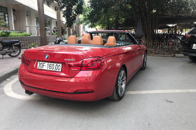 Soi xe sang BMW 420i Convertible duoi 3 ty dong tai Viet Nam-Hinh-4