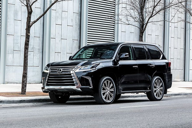 'Chuyen co mat dat' Lexus LX570 tien ty co gi dac biet?