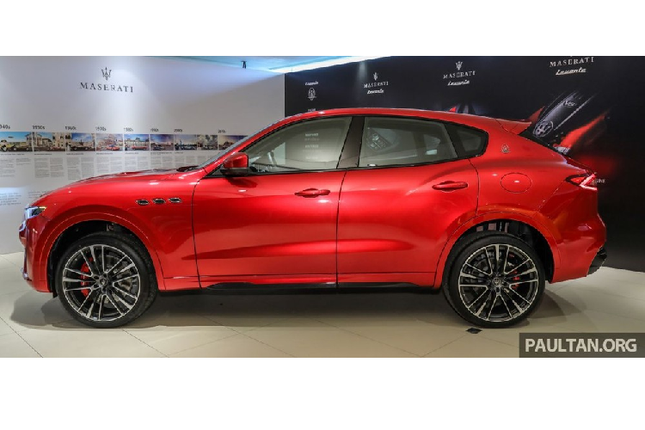 Maserati Levante gia o Malaysia la 4,5 ty dong, ve Viet Nam len den 15 ty-Hinh-3