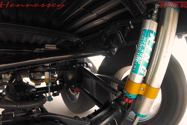 Co gi ben trong Chevrolet Silverado quai vat 800 ma luc hon 8,7 ty dong?-Hinh-5