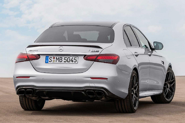 Sieu xe Mercedes-AMG E63 S 2021 co gia khoang 2,5 ty dong?-Hinh-7