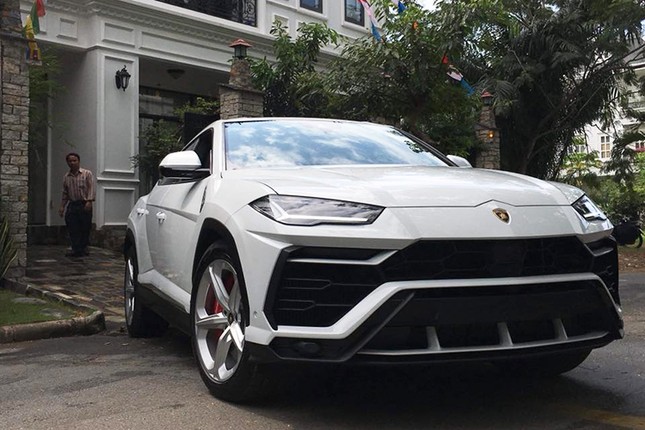 Lamborghini Urus hon 20 ty cua Minh Nhua duoc ban cho dai gia Bac Lieu-Hinh-7