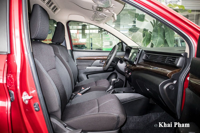 Suzuki Ertiga Sport moi co gia chi 559 trieu dong-Hinh-5