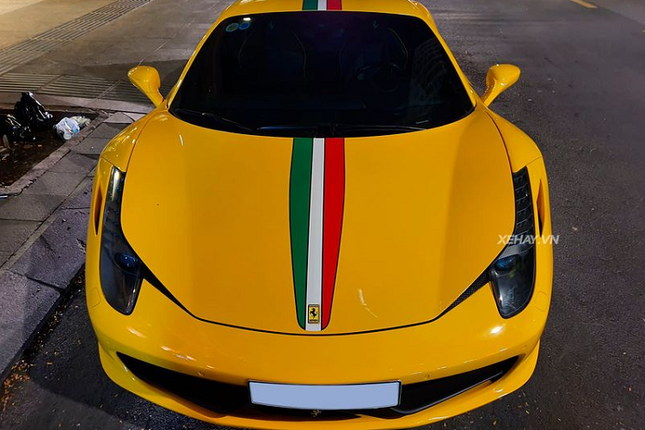 Can canh sieu xe Ferrari 458 Italia mau doc o Sai Gon co gia hon 5 ty-Hinh-2