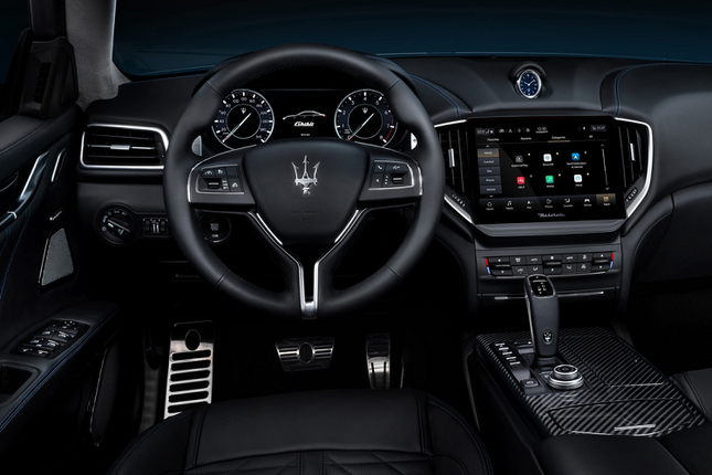 Hang xe Y ra mat xe lai Ghibli Hybrid 2021 dau tien trong lich su-Hinh-8