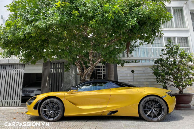 Can canh sieu xe McLaren 720S Spider dau tien tai Da Nang-Hinh-6