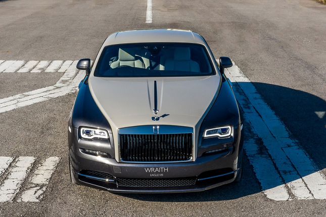 Can canh xe sieu sang Rolls-Royce Wraith Eagle VIII hon 18 ty cua gioi dai gia