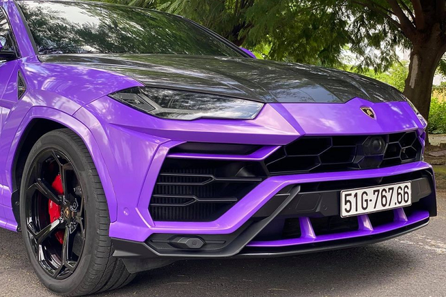 Can canh sieu SUV Lamborghini Urus gia hon 20 ty o Viet Nam-Hinh-3