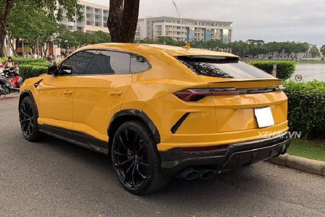 Dan choi Sai Gon chi hon 20 ty dat Lamborghini Urus ve nha-Hinh-2