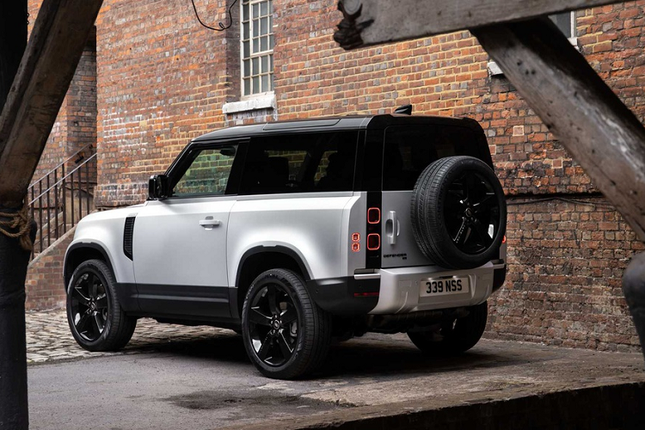 Ngam Land Rover Defender 2021 ra mat gia tu 1,072 ty dong-Hinh-2