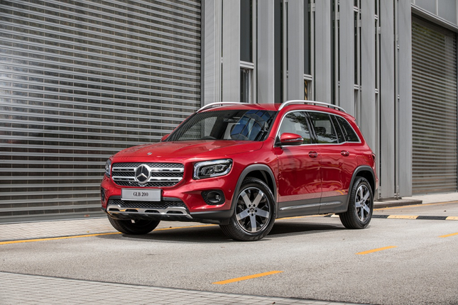 Mercedes-Benz GLB tu 65.000 USD tai Malaysia khac gi Viet Nam?