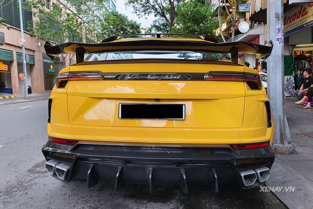 Ngam Lamborghini Urus sang chanh voi dan ao hon 3 ty o Sai Gon-Hinh-2