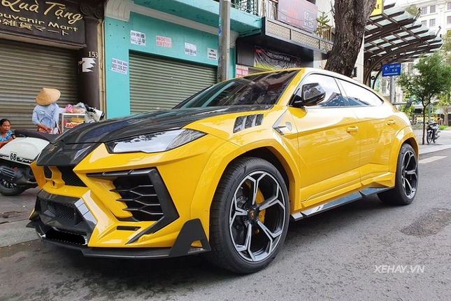 Ngam Lamborghini Urus sang chanh voi dan ao hon 3 ty o Sai Gon-Hinh-4