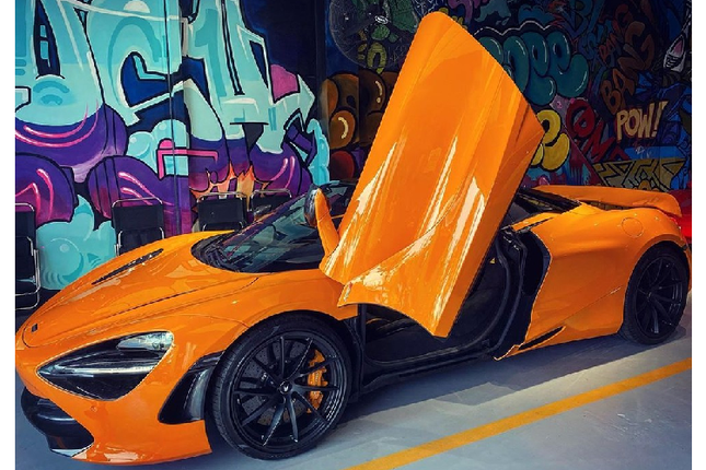 Dai gia Sai Gon mua tang vo sieu xe McLaren 720S Spider gia hon 23 ty-Hinh-5