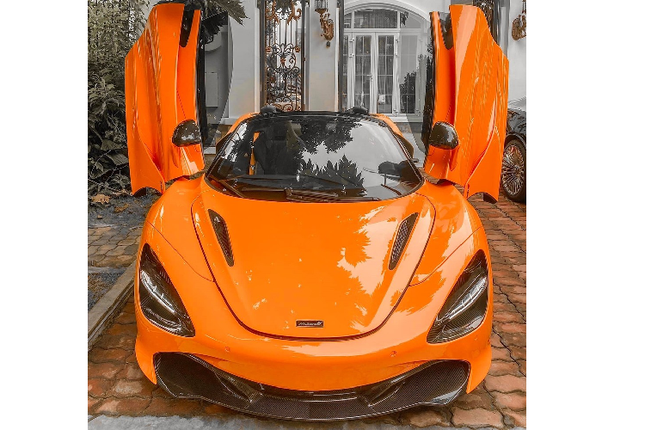 Dai gia Sai Gon mua tang vo sieu xe McLaren 720S Spider gia hon 23 ty