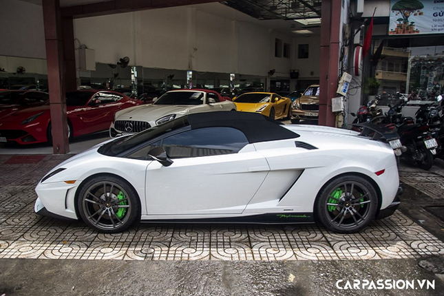 Sieu xe Lamborghini Gallardo doc nhat Viet Nam duoc dai gia Sai Gon mua-Hinh-2