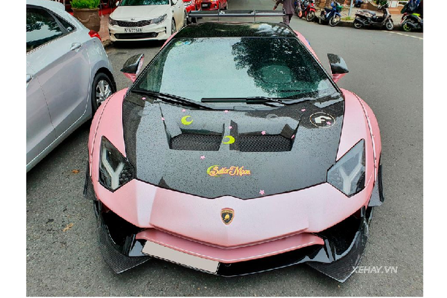 Ngam Lamborghini Aventador co mau doc nhat tai Viet Nam-Hinh-2