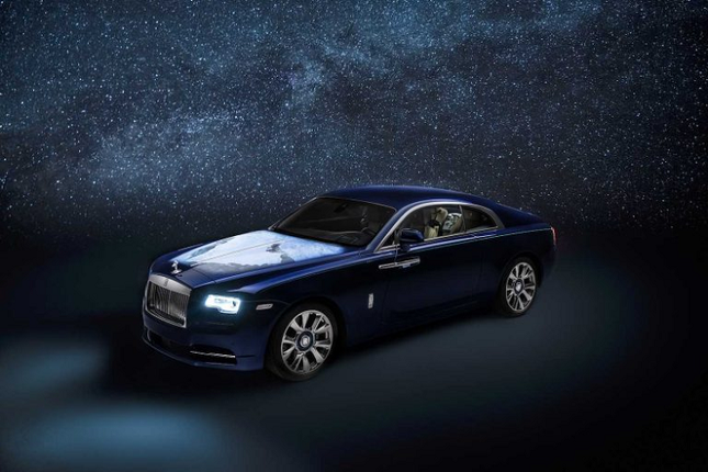 Can canh sieu xe Rolls-Royce Wraith lay cam hung tu trai dat gia cao ngat 330.000 USD