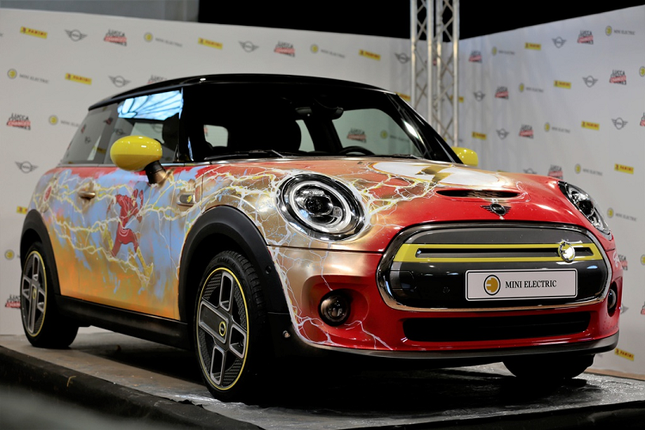 Ngam MINI Cooper phien ban 'sieu anh hung'-Hinh-2