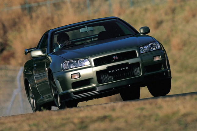 Soi Nissan Skyline GT-R R34 hang 'doc' gia len toi hon 7 ty-Hinh-3