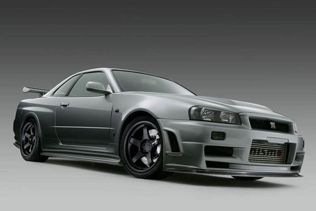 Soi Nissan Skyline GT-R R34 hang 'doc' gia len toi hon 7 ty