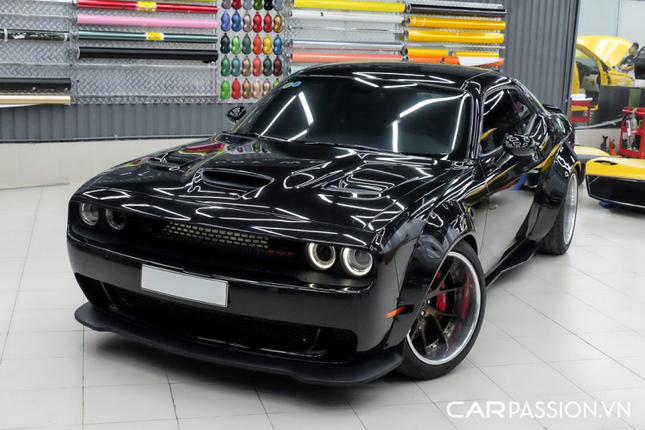 Can canh Dodge Challenger SRT gia hon 6 ty o Sai Gon-Hinh-2