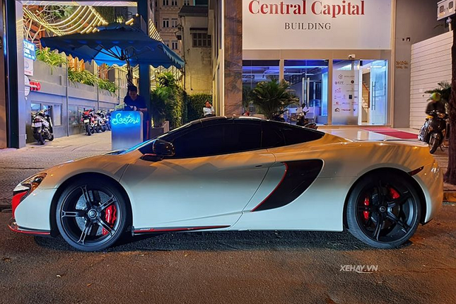 Sieu xe McLaren 650S Spider gia hon 10 ty thay ao moi-Hinh-3