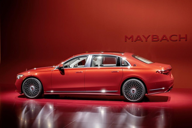 Xe 'ong chu' Mercedes-Maybach S-Class 2021 ra mat