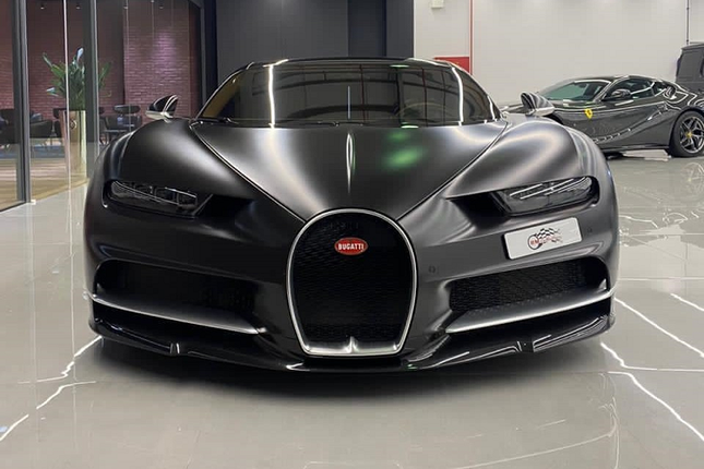 Me man Bugatti Chiron co gia hon 67 ty dong