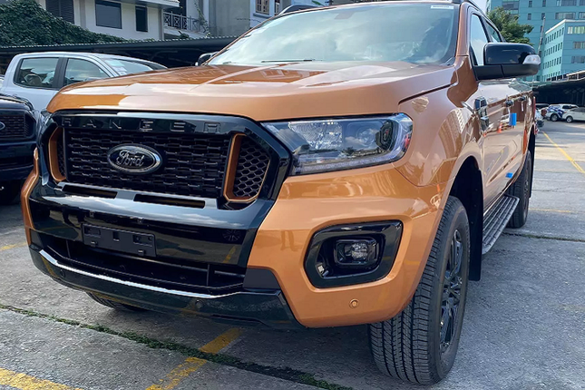 Ford Ranger 2021 gia tu 630 trieu dong co gi hap dan?