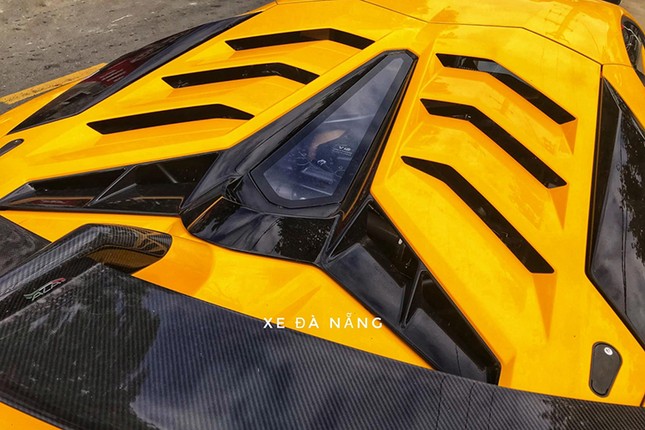 Ngam Aventador SVJ va McLaren 720S Spider gia hon 70 ty dong tai Da Nang-Hinh-7