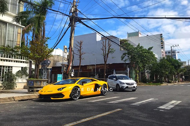 Ngam Aventador SVJ va McLaren 720S Spider gia hon 70 ty dong tai Da Nang-Hinh-8