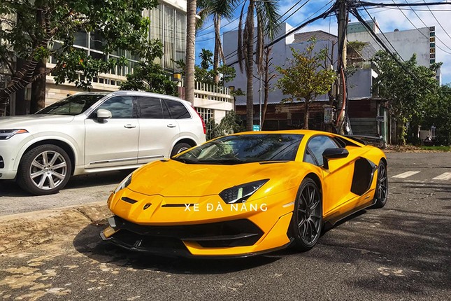 Ngam Aventador SVJ va McLaren 720S Spider gia hon 70 ty dong tai Da Nang-Hinh-9