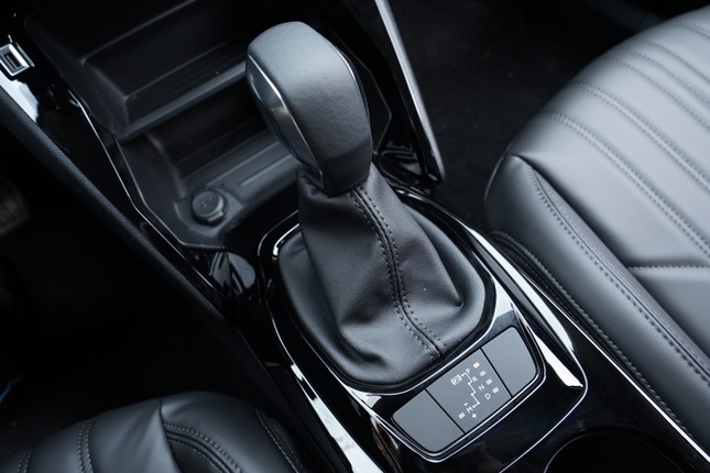 Can canh Peugeot 2008 gia cao nhat 829 trieu dong-Hinh-10