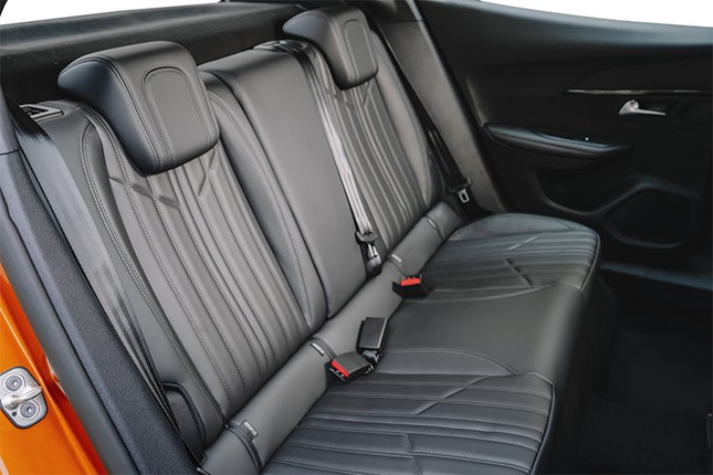 Can canh Peugeot 2008 gia cao nhat 829 trieu dong-Hinh-8