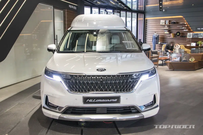 Kia Sedona High Limousine 2021 co gia hon 1,2 ty-Hinh-2