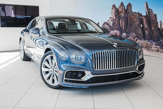 Can canh xe sieu sang Bentley Flying Spur W12 gia gan 30 ty ve Viet Nam-Hinh-10