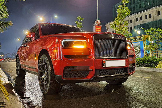 Can canh sieu xe Rolls-Royce Cullinan gia hon 40 ty dong