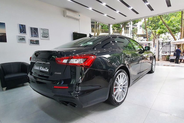 Chi tiet Maserati Ghibli Ribelle doc nhat tai Viet Nam-Hinh-4