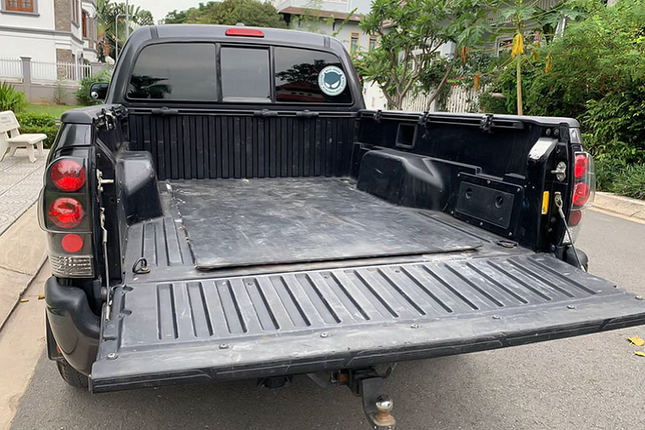 Toyota Tacoma hang hiem chi 770 trieu dong o Sai Gon-Hinh-2