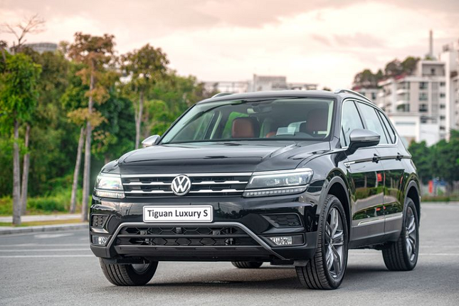 Can canh Tiguan 2021 gia tu 1,7 ty dong