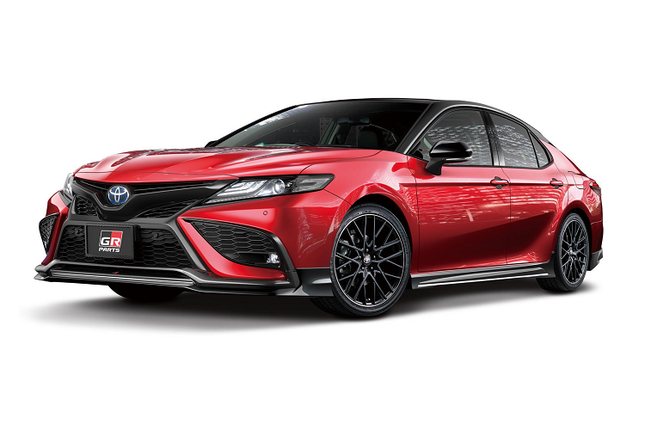 Toyota Camry 2021 them goi nang cap ngoai hinh