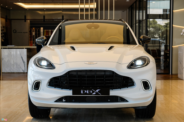 Chiem nguong sieu SUV Aston Martin DBX gia hon 16 ty dong-Hinh-5