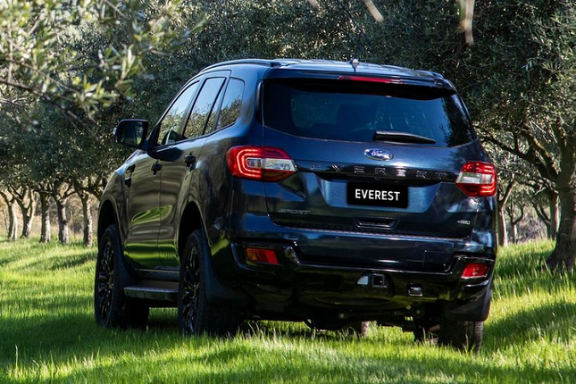 Ford Everest Sport 2021 gia tu 1,1 ty co gi dac biet?-Hinh-4