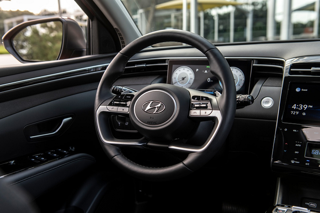 Can canh Hyundai Tucson 2022 gia hon 570 trieu dong tai My-Hinh-10