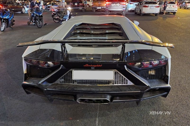 Can canh chiec Lamborghini Aventador doc nhat Viet Nam-Hinh-7